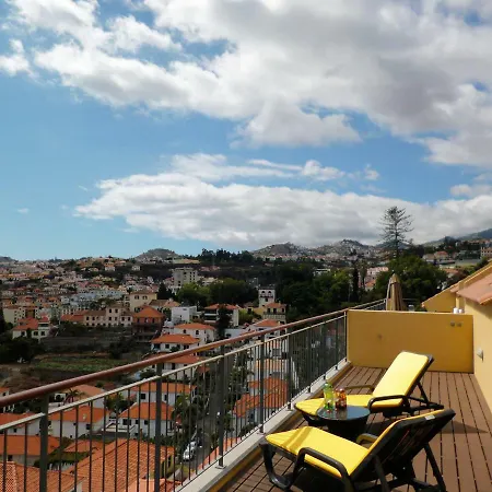 Luxury Living * Funchal (Madeira)