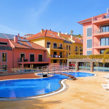 Apartament Luxury Living *